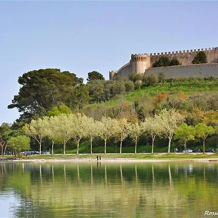 La Torre فندق كاستيغليون ديل لاغو