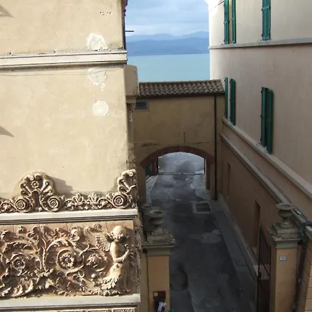 La Torre Castiglione del Lago