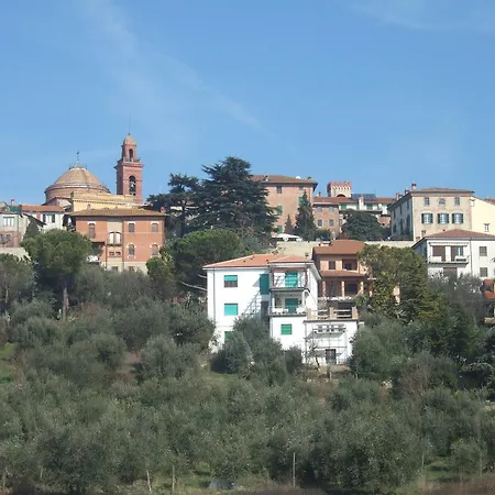 La Torre فندق 3*